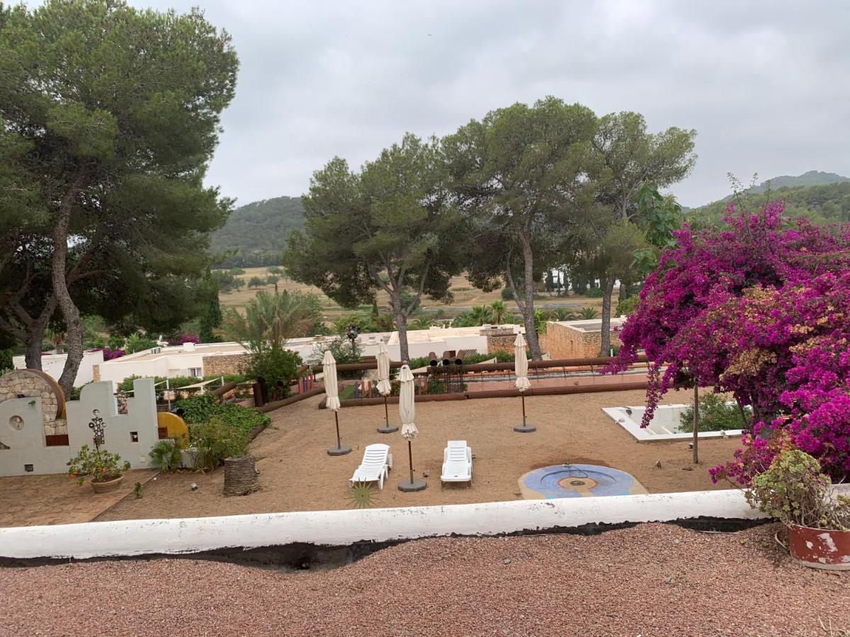 Ibiza Paradise Bed & Breakfast Santa Eularia des Riu Luaran gambar