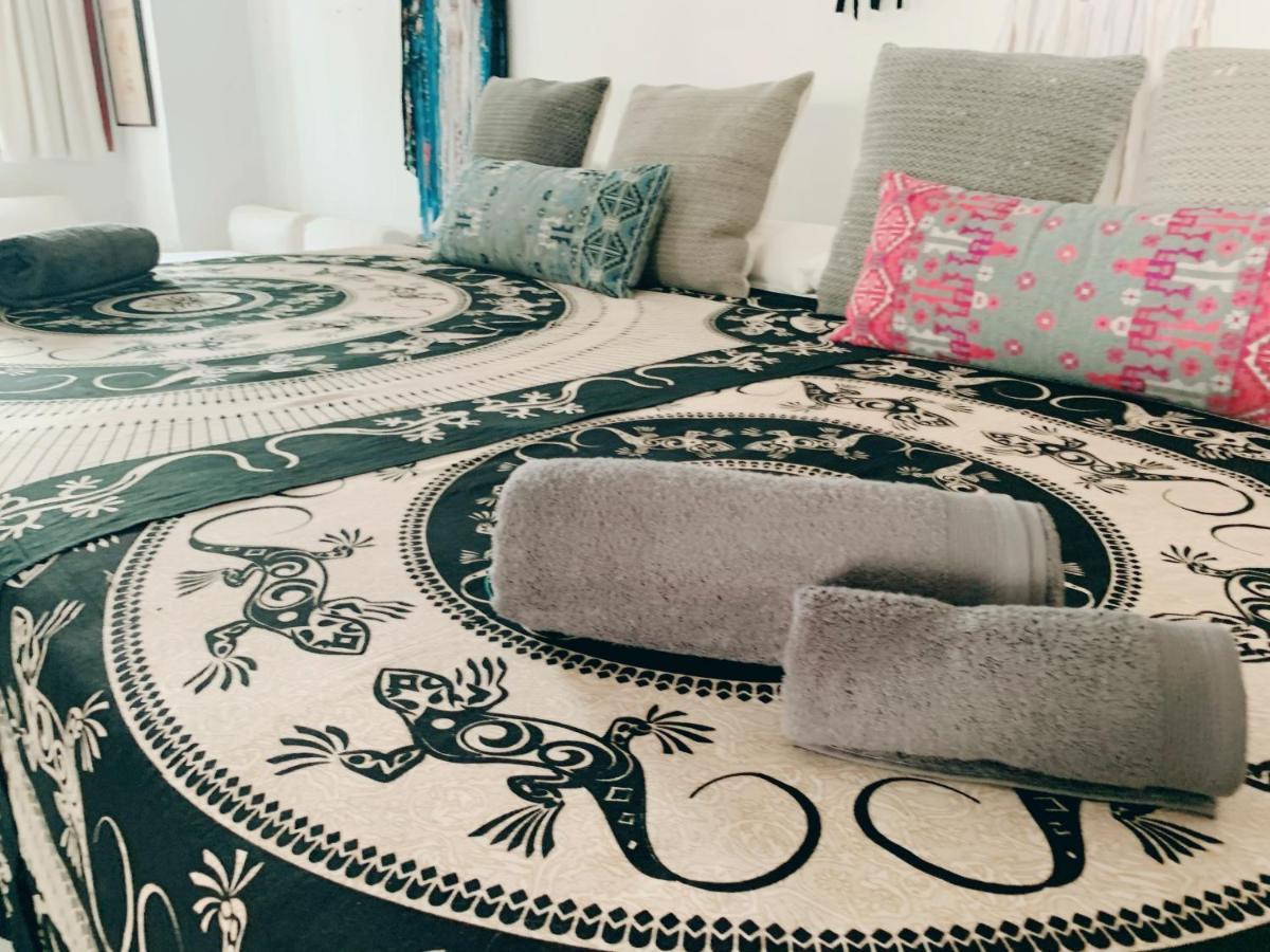 Ibiza Paradise Bed & Breakfast Santa Eularia des Riu Luaran gambar
