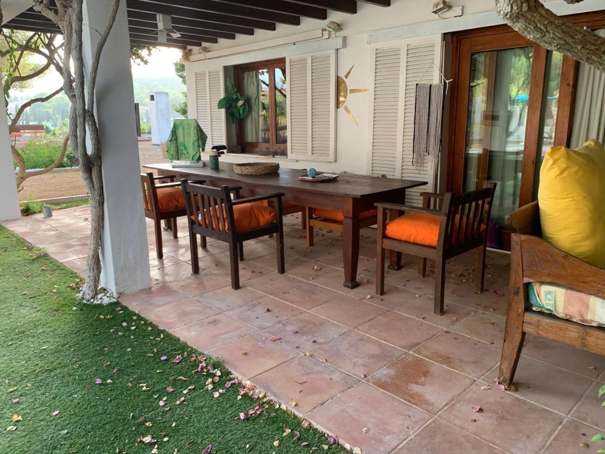Ibiza Paradise Bed & Breakfast Santa Eularia des Riu Luaran gambar