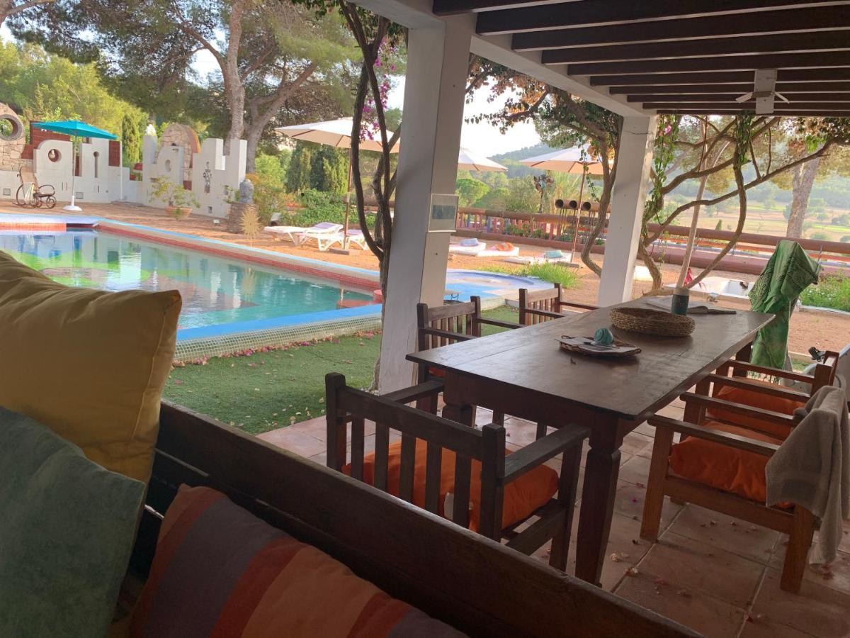 Ibiza Paradise Bed & Breakfast Santa Eularia des Riu Luaran gambar