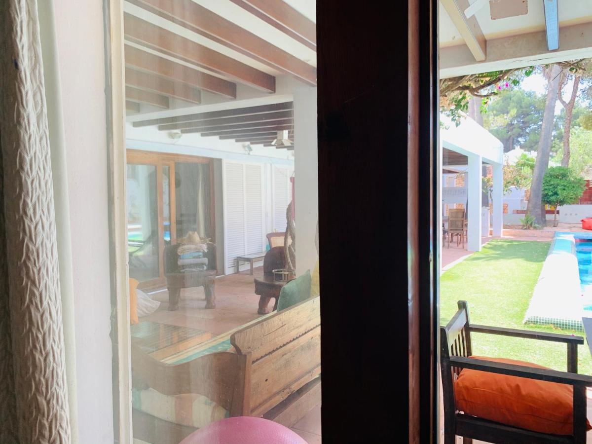Ibiza Paradise Bed & Breakfast Santa Eularia des Riu Luaran gambar